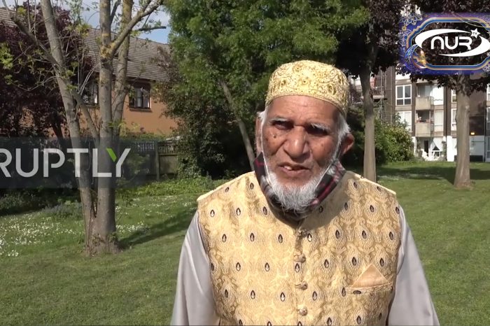 100-летний мусульманин спасает голодающих в Рамадан!