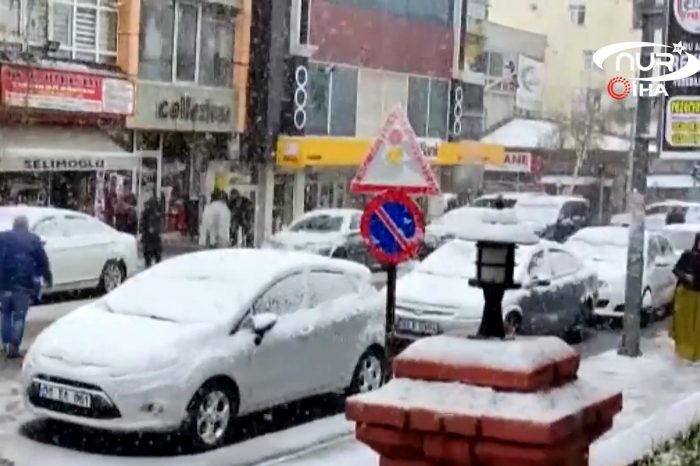 В Турции бушует непогода! Снегопад в мае!