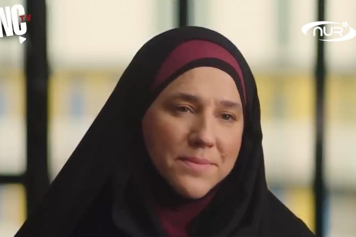 Бросила музыку на пике карьеры, чтобы стать мусульманкой!