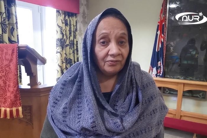 72-летняя мусульманка учится защищать хиджаб кулаками