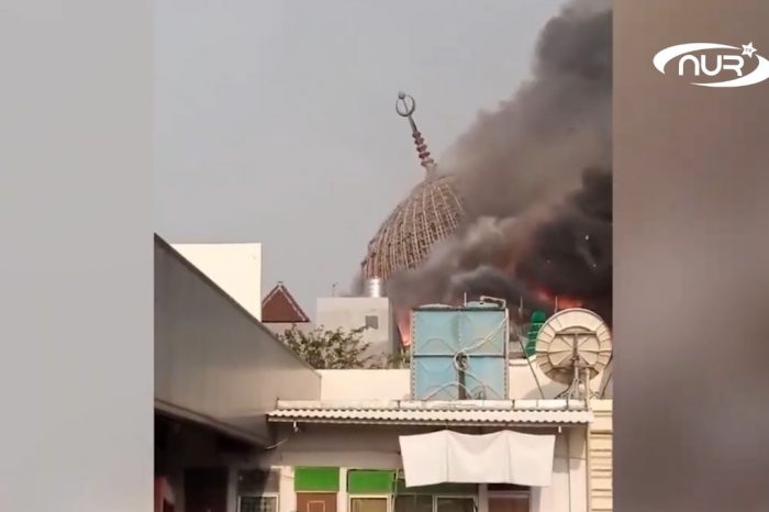 Пожар уничтожил купол Большой мечети!