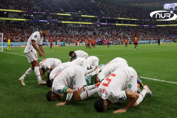 Суджуд в прямом эфире! Футболисты в Катаре совершили земной поклон!