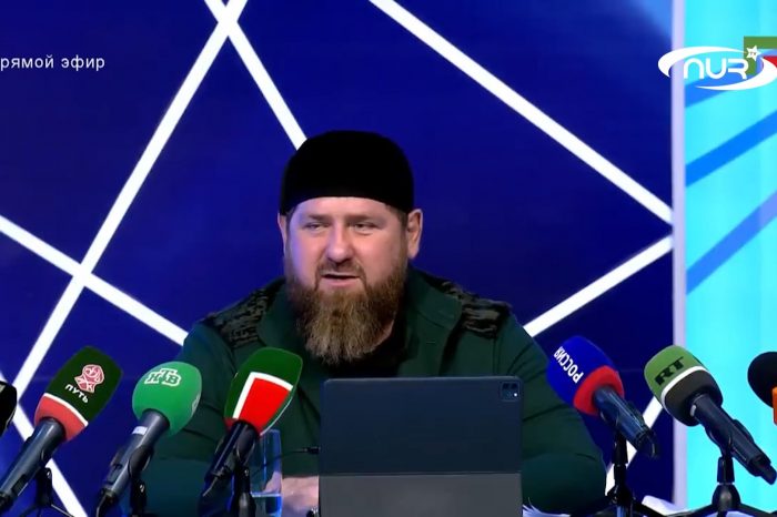 Рамзан Кадыров жестко высказался о запрете платков и строительства мечетей!