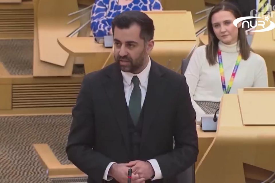 Мусульманин возглавил Шотландию!
