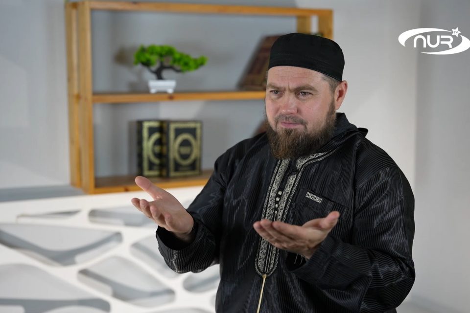 Сура Аль-Инсан («Человек»).  Толкование