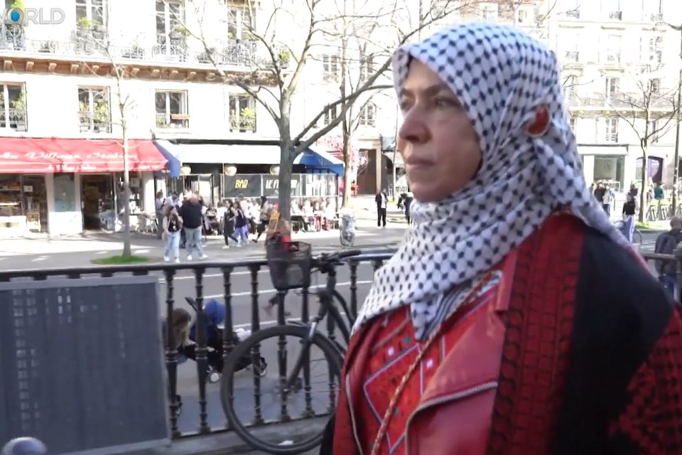 Глава МВД Франции встал на защиту ХИДЖАБА!