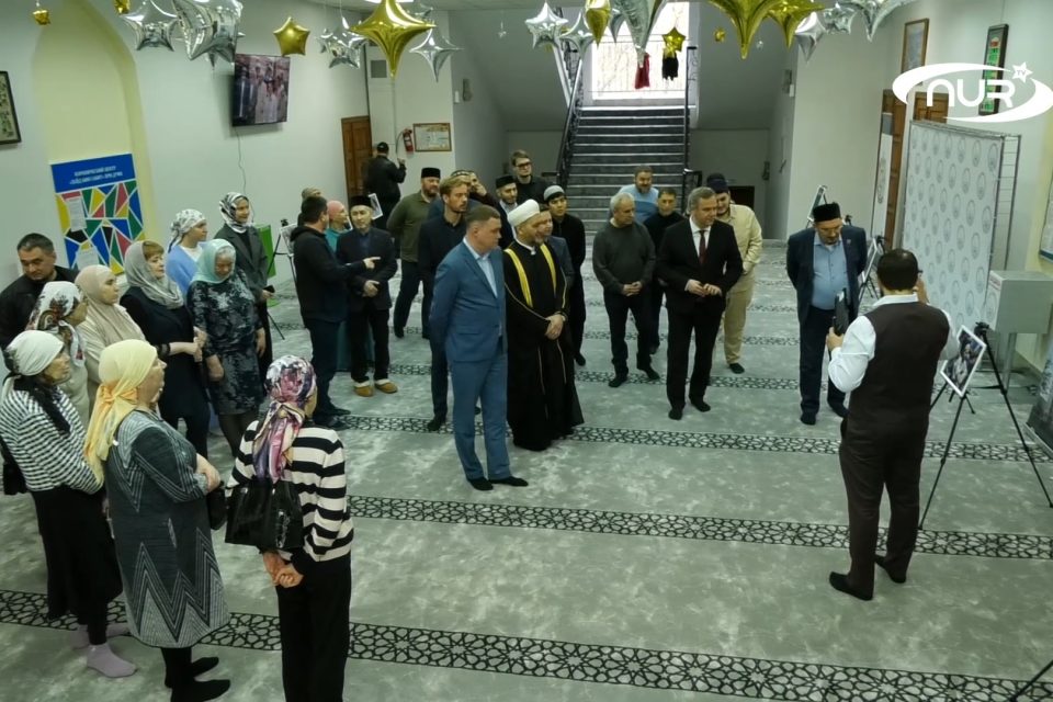 Кто приходит в мечеть Саратова? Уникальные фотографии!
